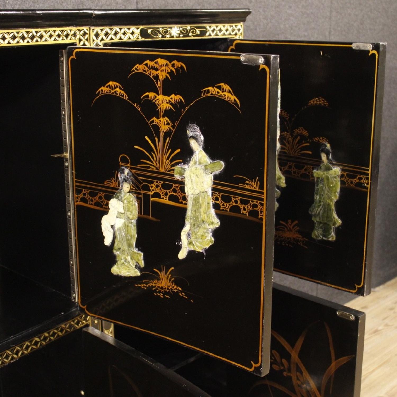 French Sideboard in Lacquered & Painted Chinoiserie Wood - image-9