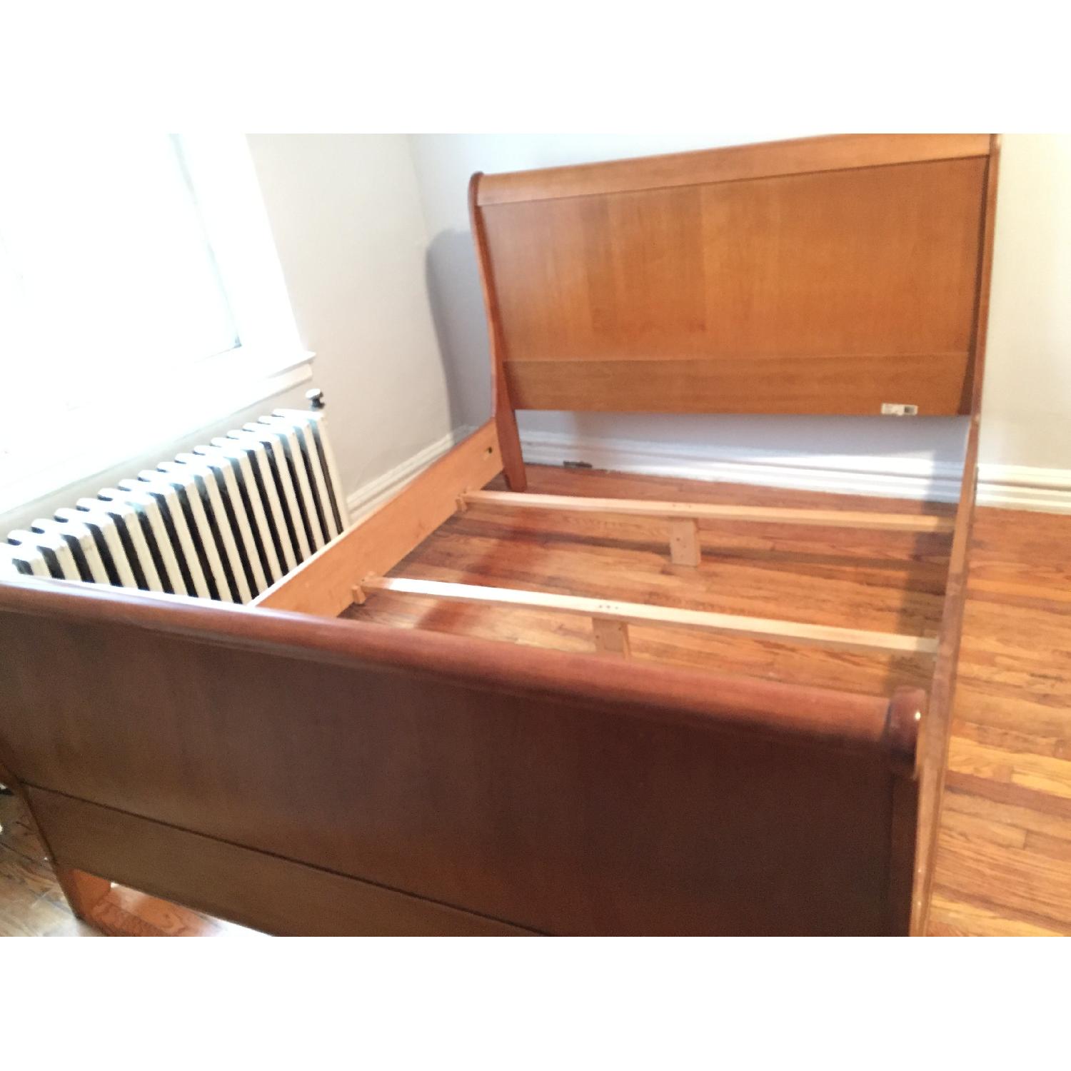 Wooden Queen Size Sleigh Bed - image-3