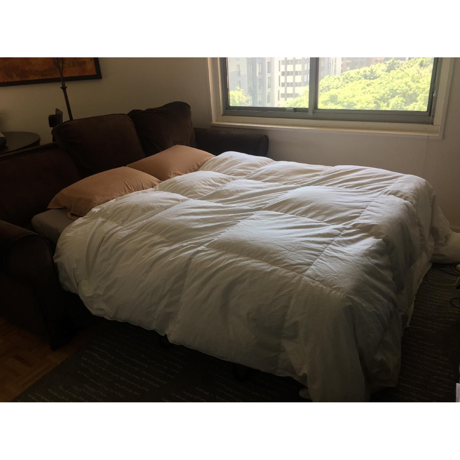 Bob's Large L-Shaped Sleeper Sofa - image-2