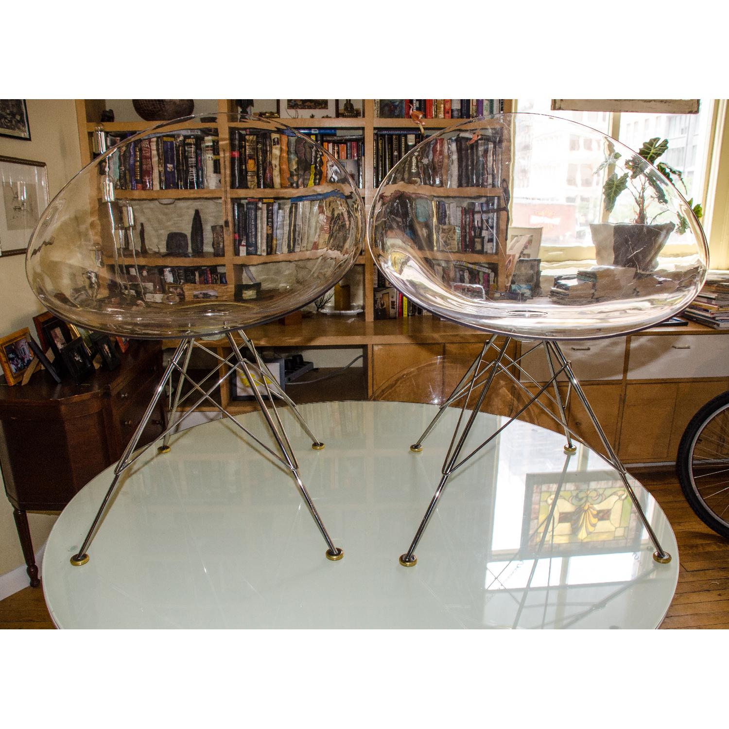 Kartell Citterio Glossy Round Table w/ 4 Starck Eros Chairs - image-5