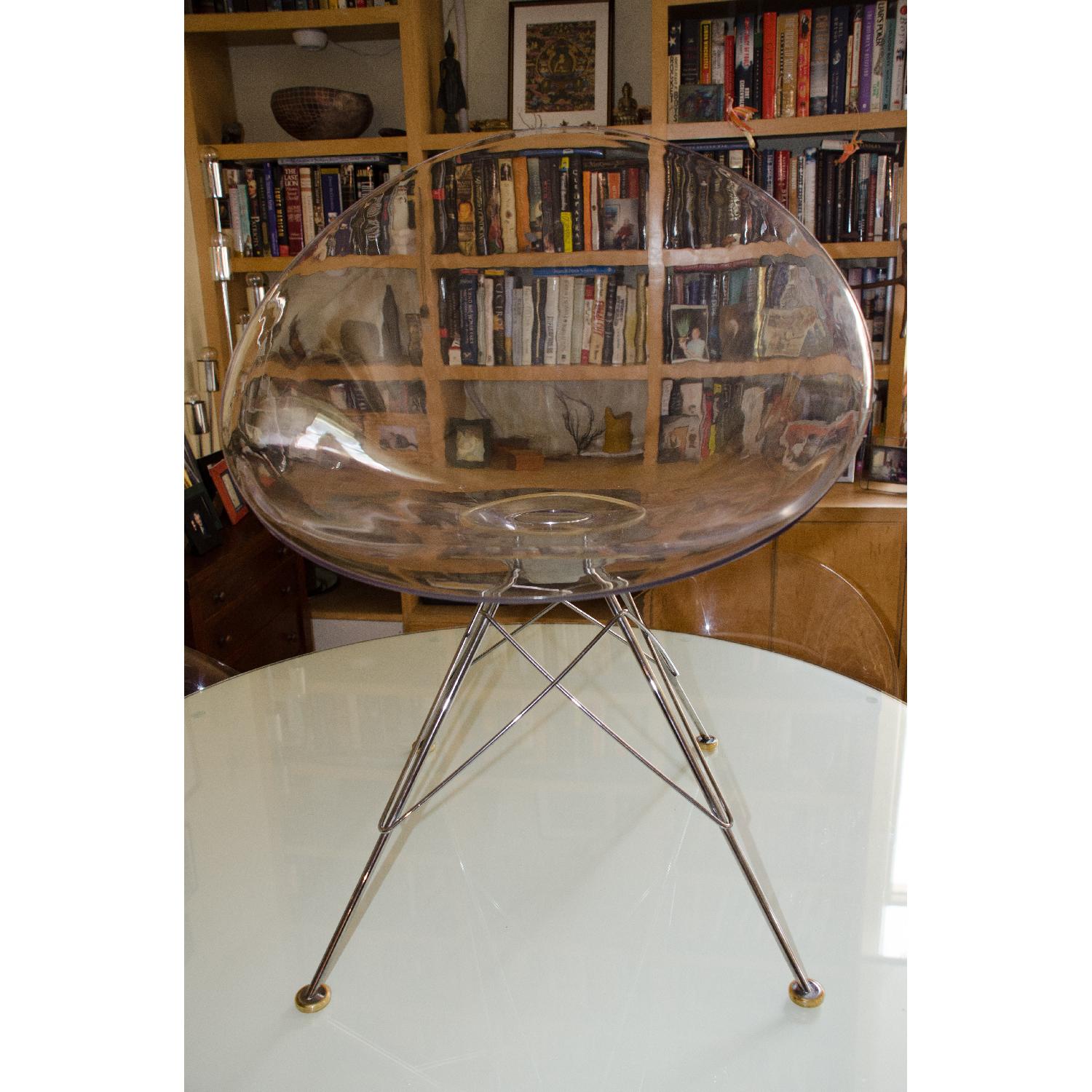 Kartell Citterio Glossy Round Table w/ 4 Starck Eros Chairs - image-6