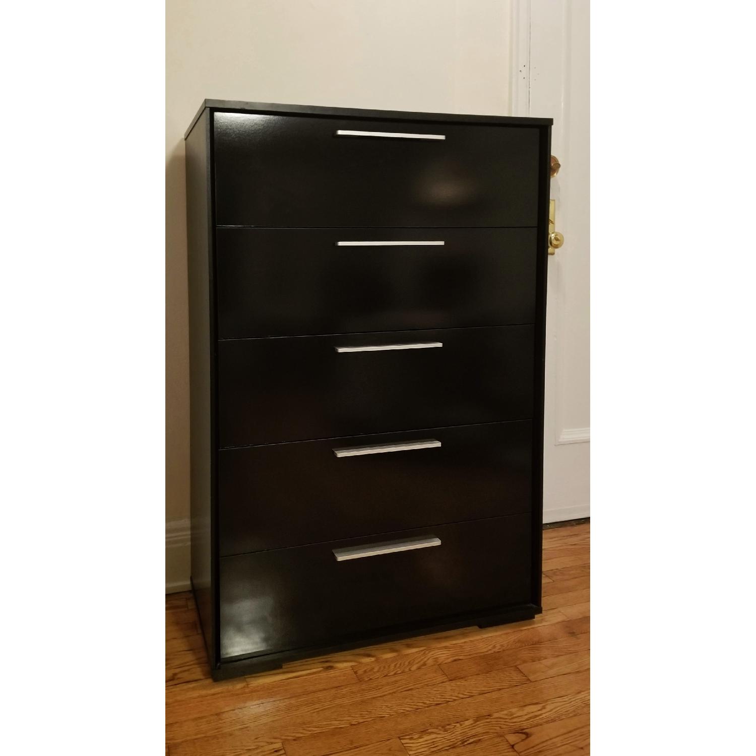 South Shore Mikka 5-Drawer Chest in Black Oak - image-3