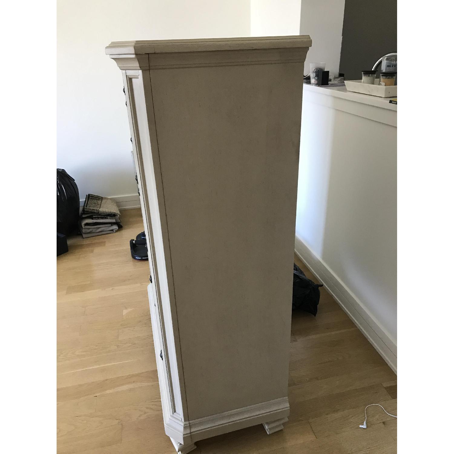 Bob's Euro Cottage 6-Drawer Chest - image-4