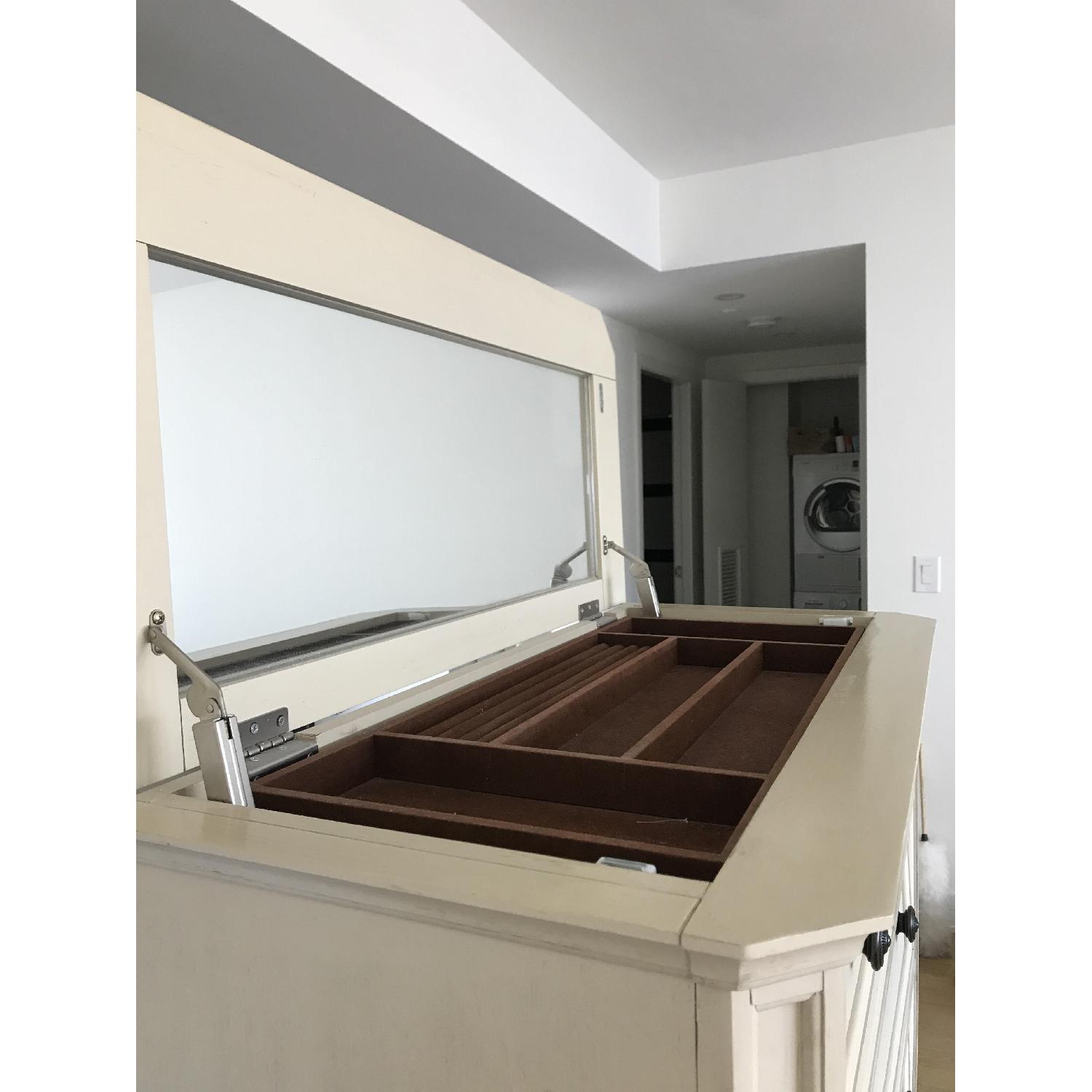 Bob's Euro Cottage 6-Drawer Chest - image-7