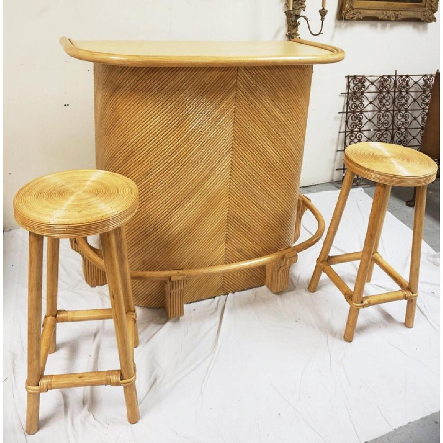 MidCentury Rattan Summer Tiki Bar w/ 2 Stools AptDeco