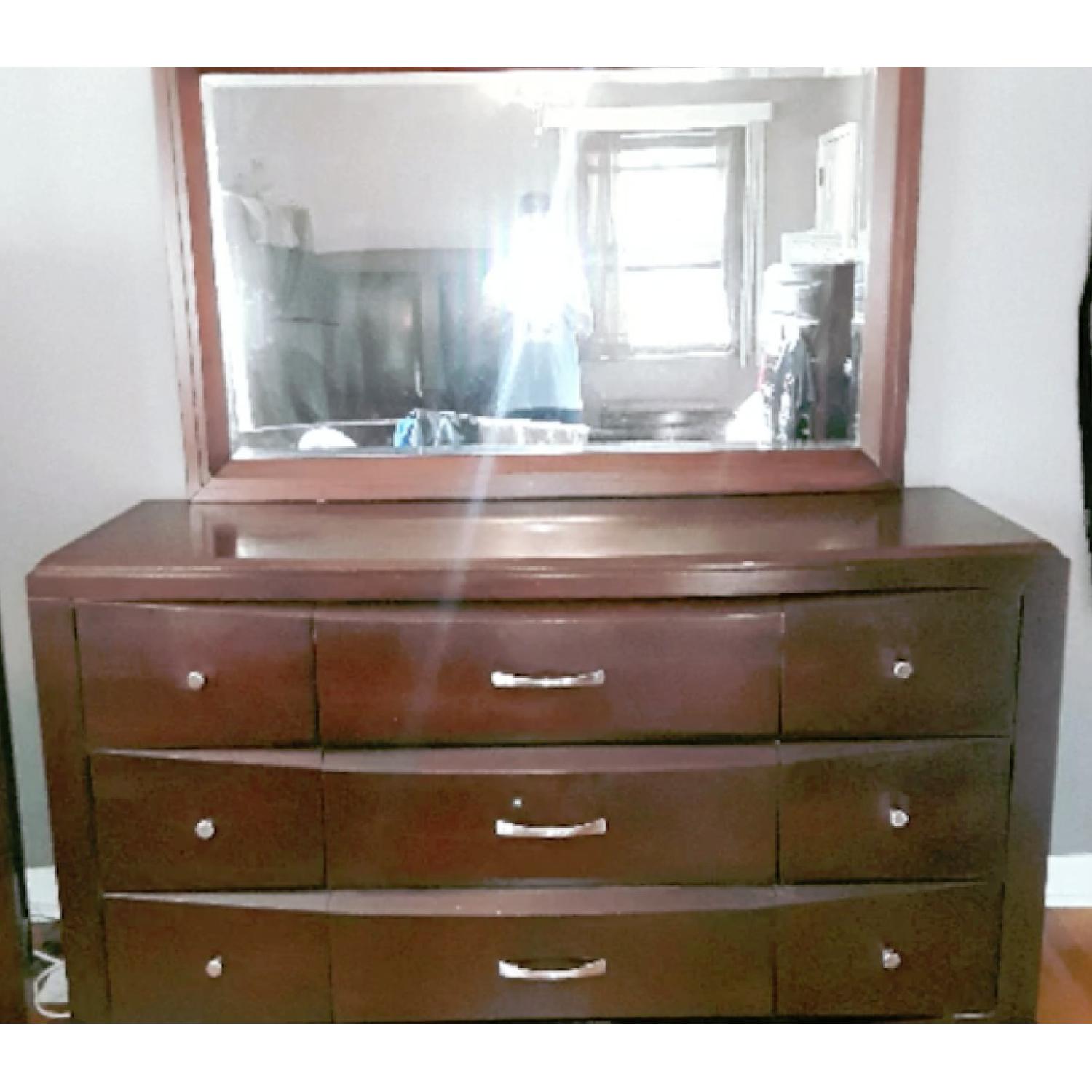 Casana Rodea Nine Drawer Dresser - image-1