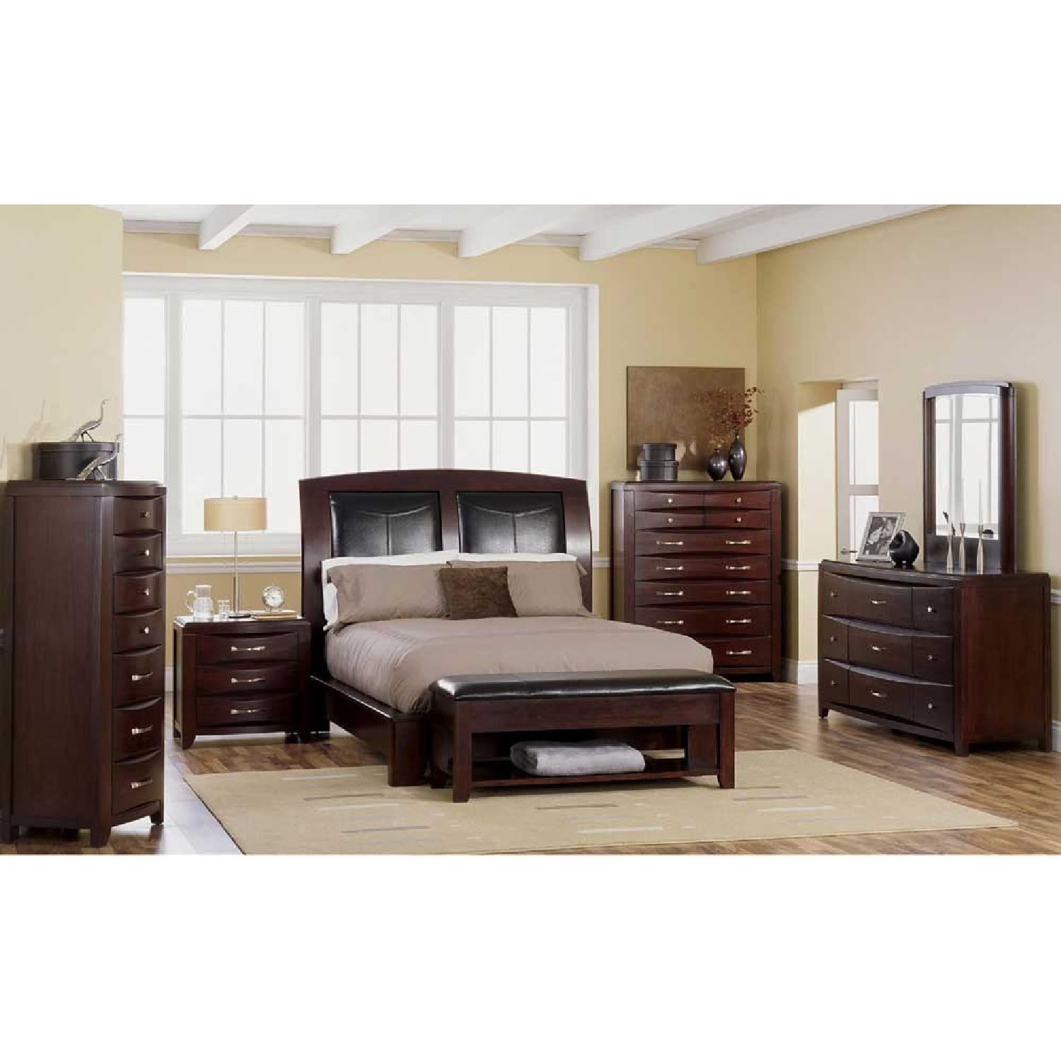 Casana Rodea Seven Drawer Semanier/Dresser - image-4