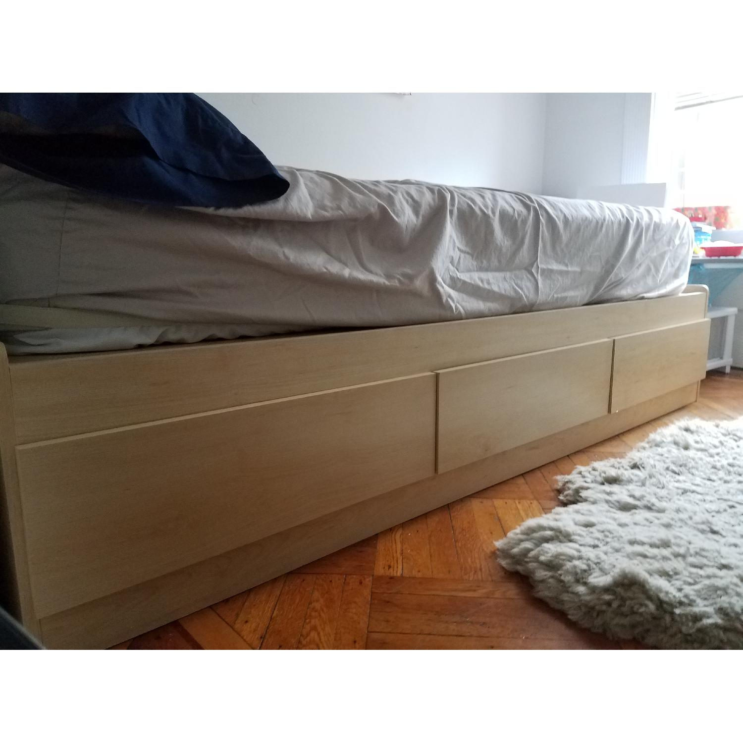 South Shore Furniture Vito Twin Bed w/ Storage - image-1