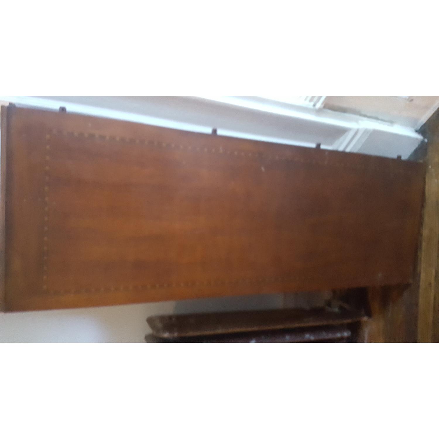 Fine Wood Expandable Pedestal Dining Table w/ 4 Chairs - image-5