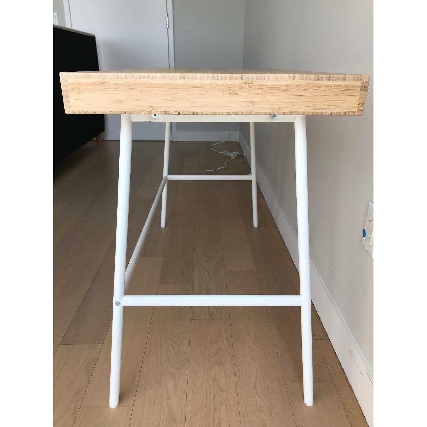 【IKEA】リルオーセン LILLÅSEN  LILLASEN LILLÅSEN desk, bamboo, 401/8x191/4