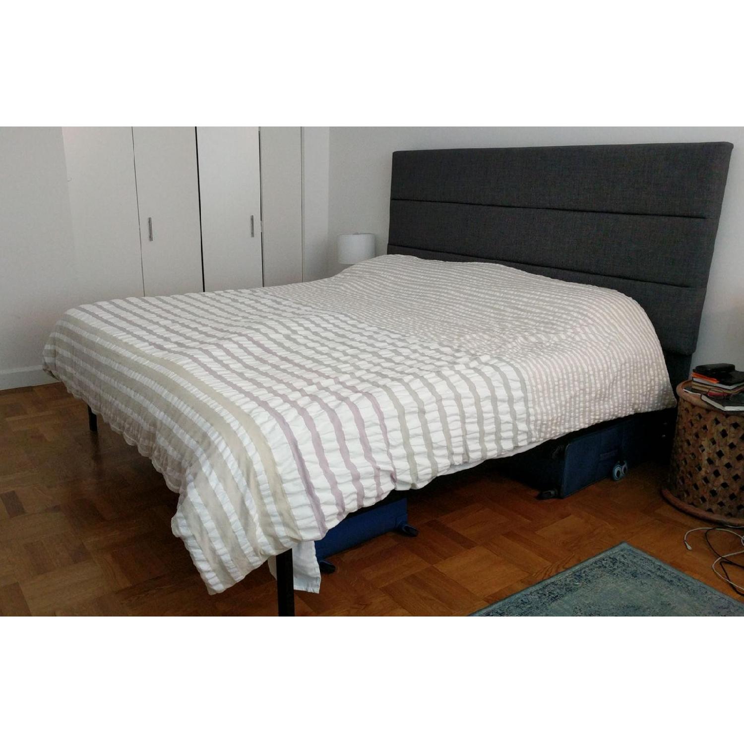 Zinus Modern Studio Platform 1500 Metal Bed Frame - image-1