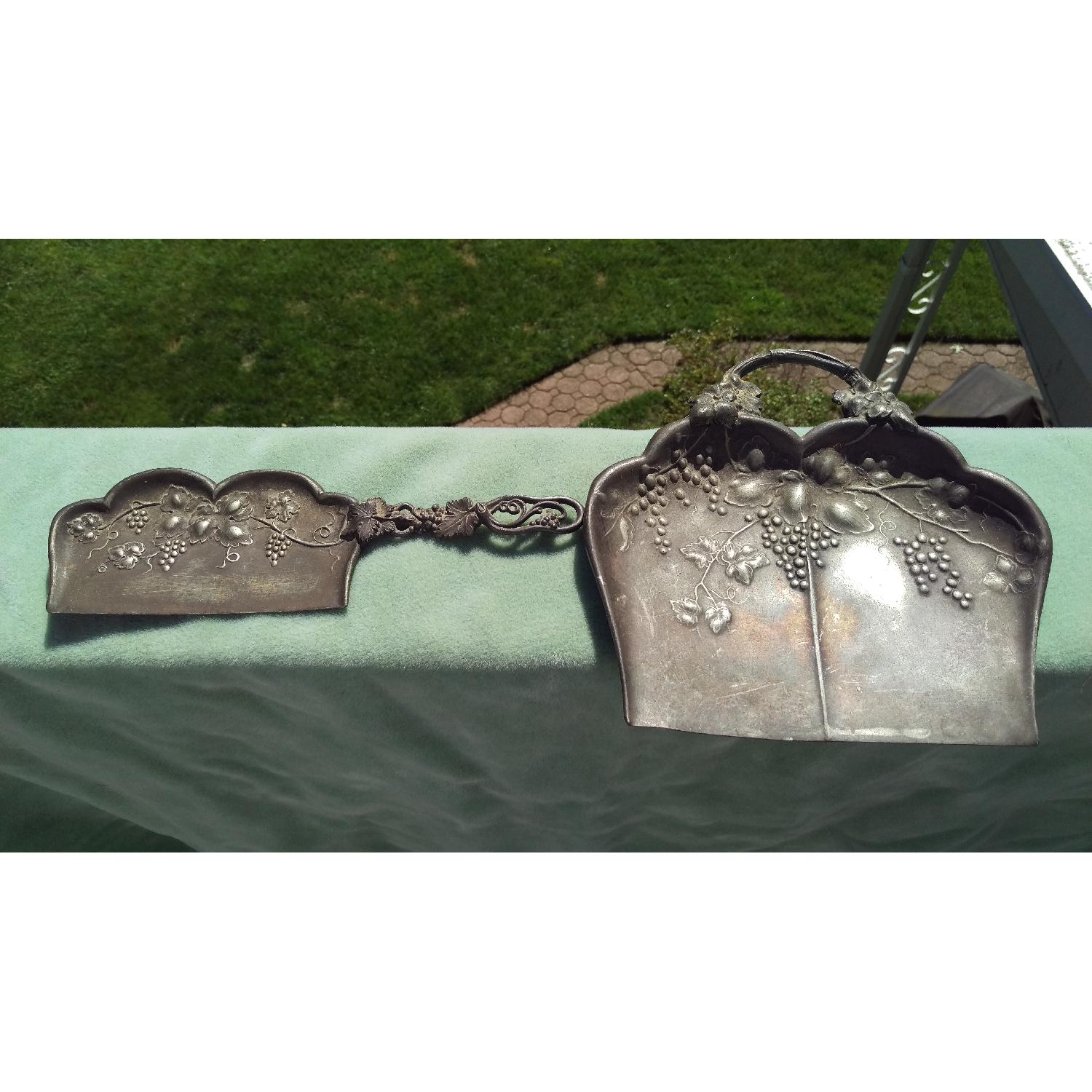 Forbes Silver Company Silverplate Crumb Catcher - image-1