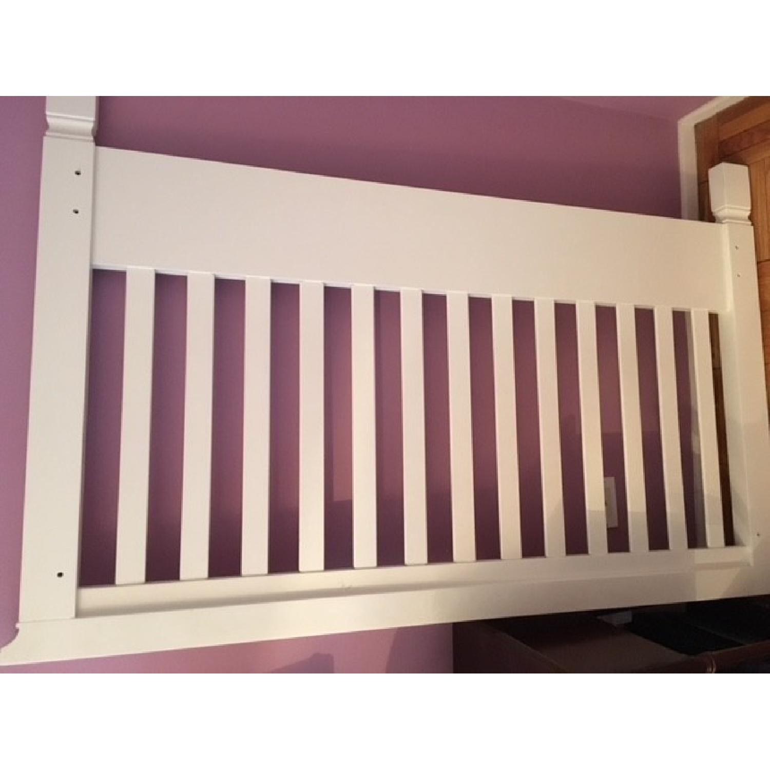 Pottery Barn Larkin 4 In 1 Convertible Crib - image-4