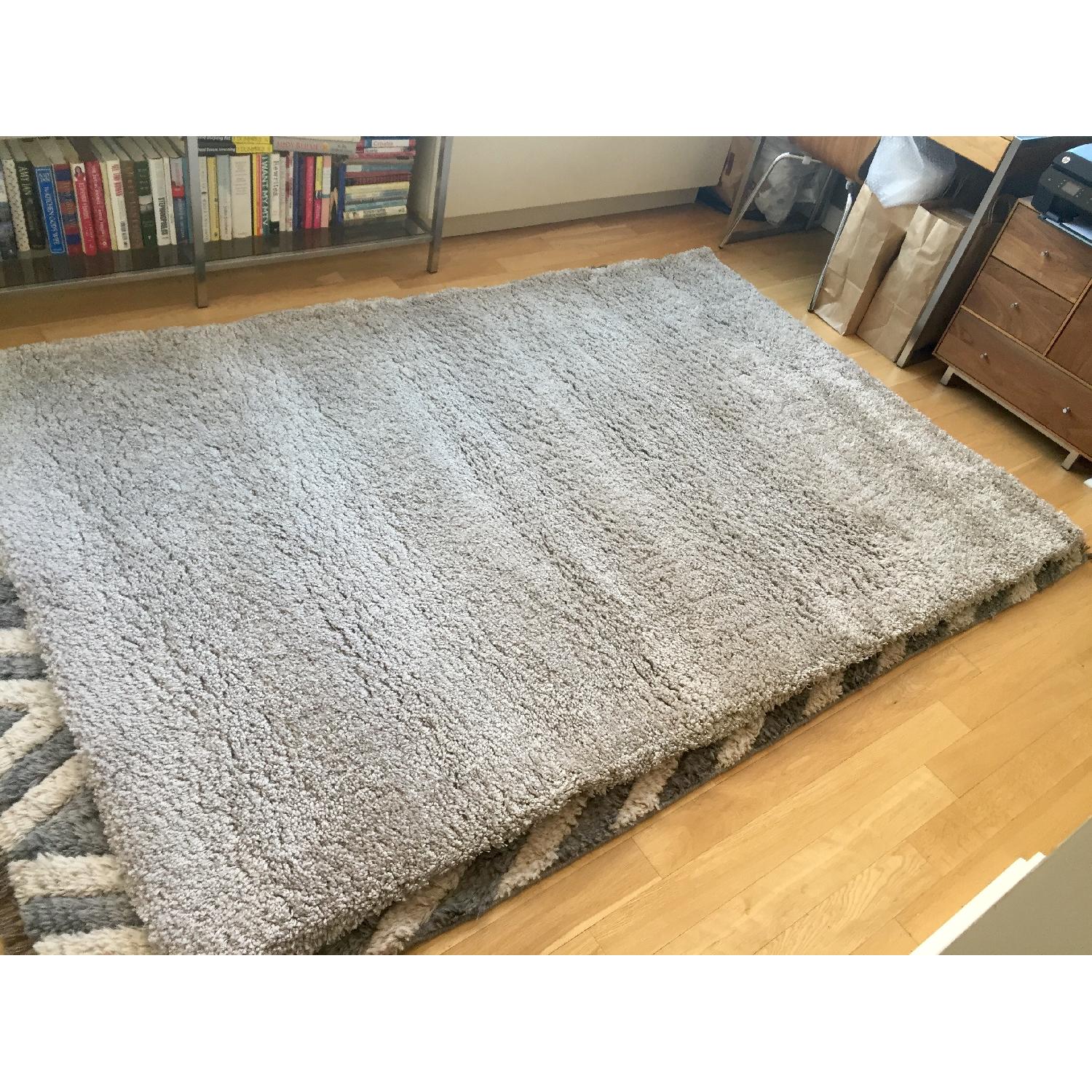 Crate & Barrel Memphis Stone Shag Rug - AptDeco