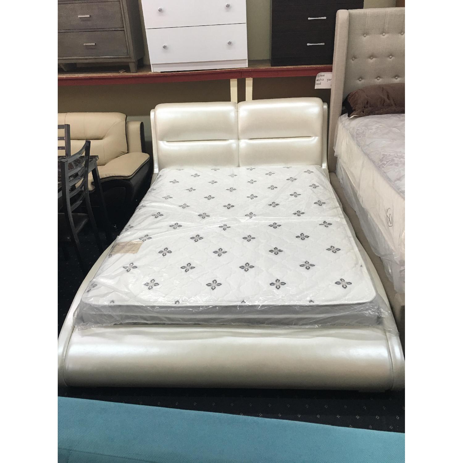 Queen Platform Bed - image-1