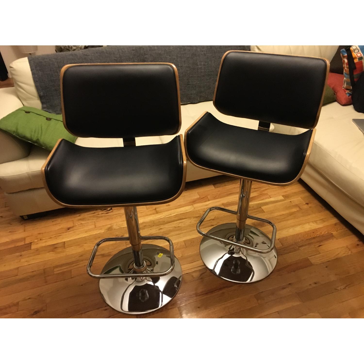 Modern Bar Hydraulic Bar Stools AptDeco