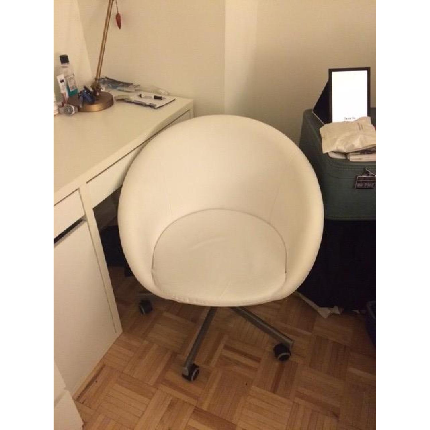 Swivel Chair - image-2