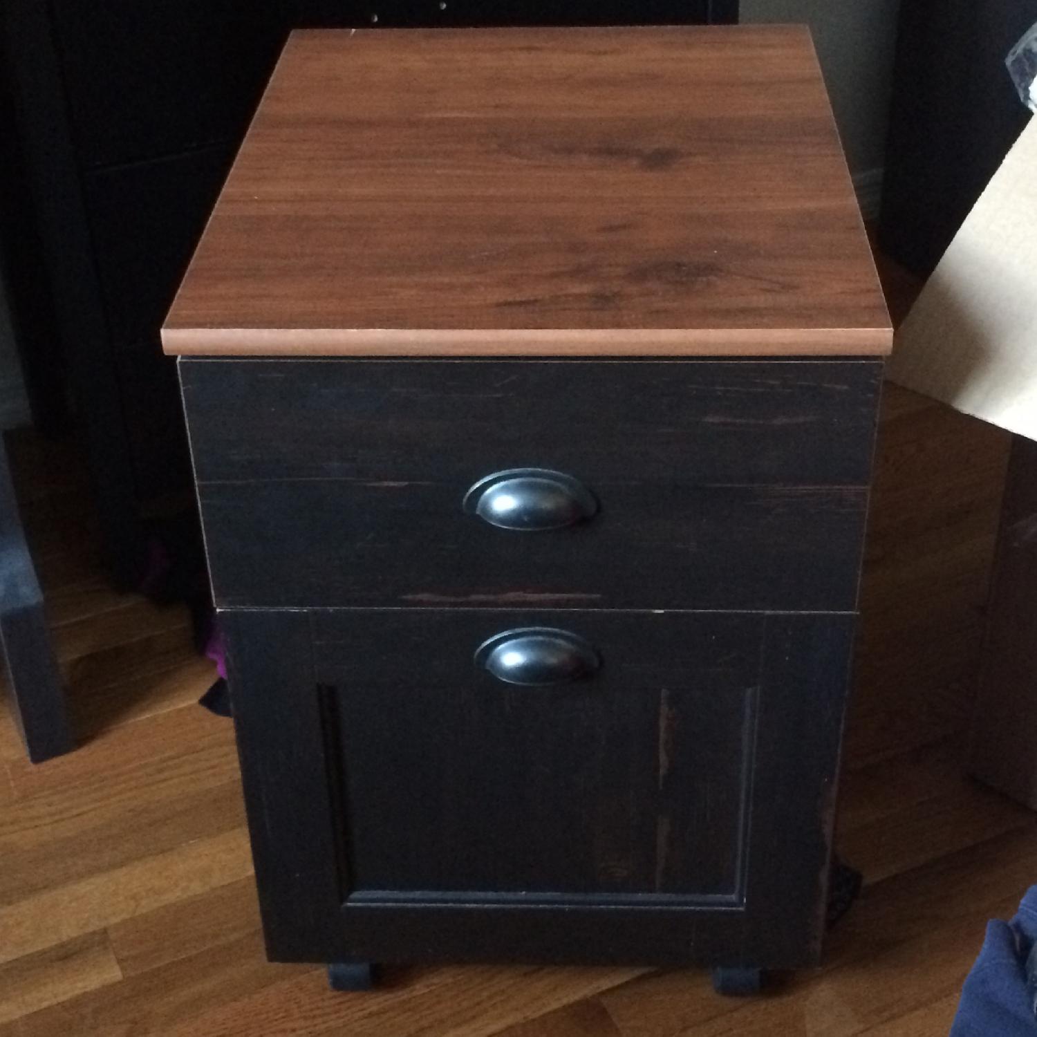 Office Depot RealSpace Desk w/ Hutch & Filing AptDeco