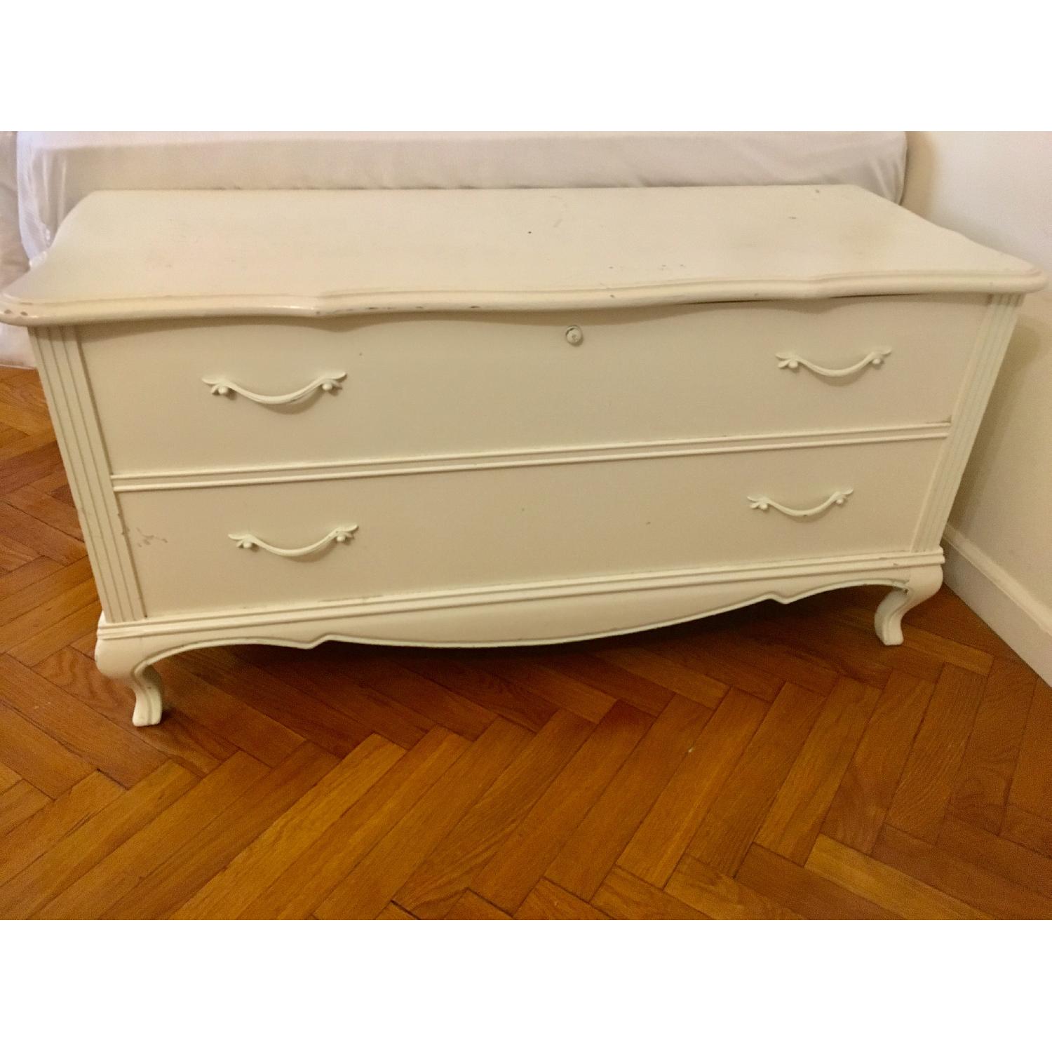 Antique White Trunk - image-2