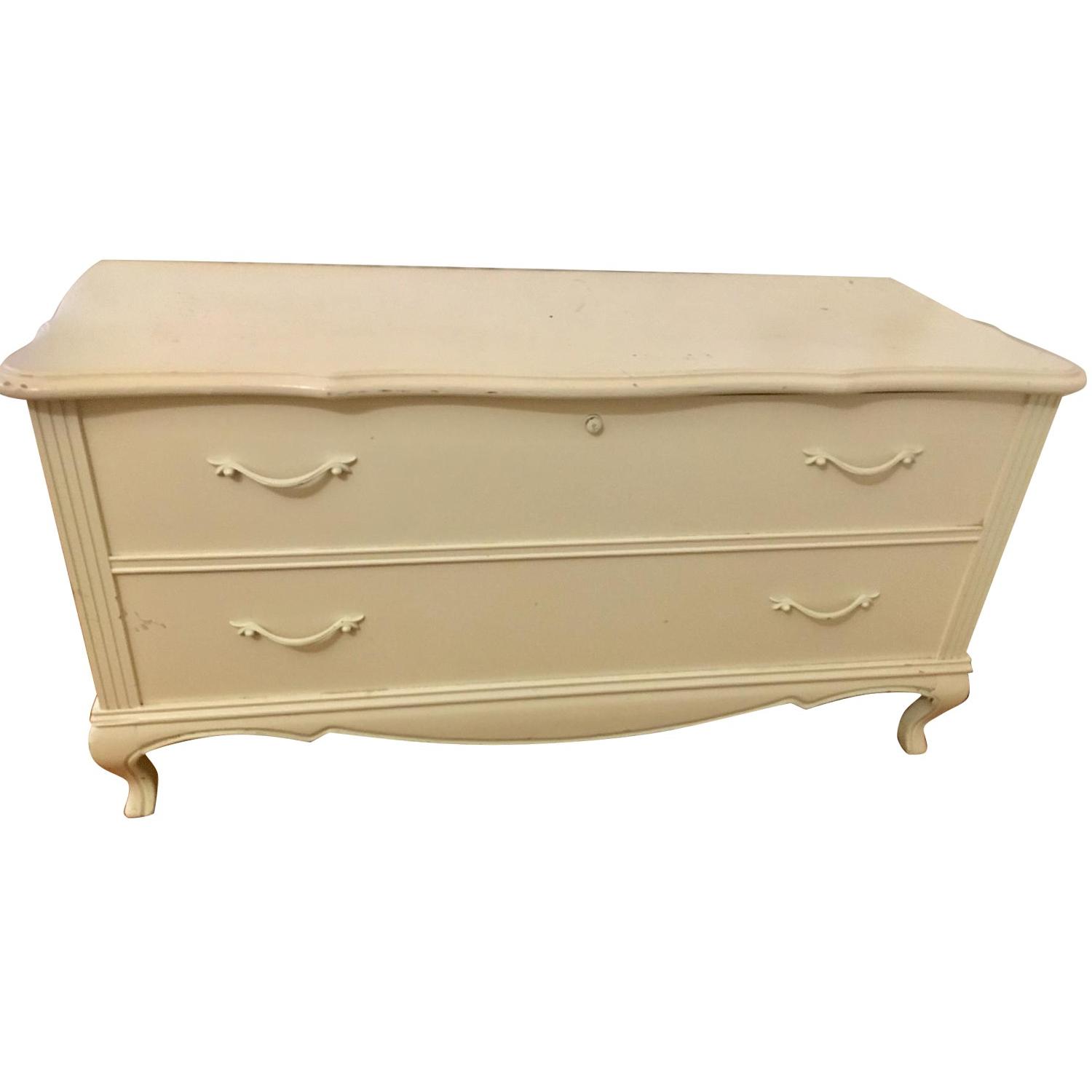 Antique White Trunk - image-0