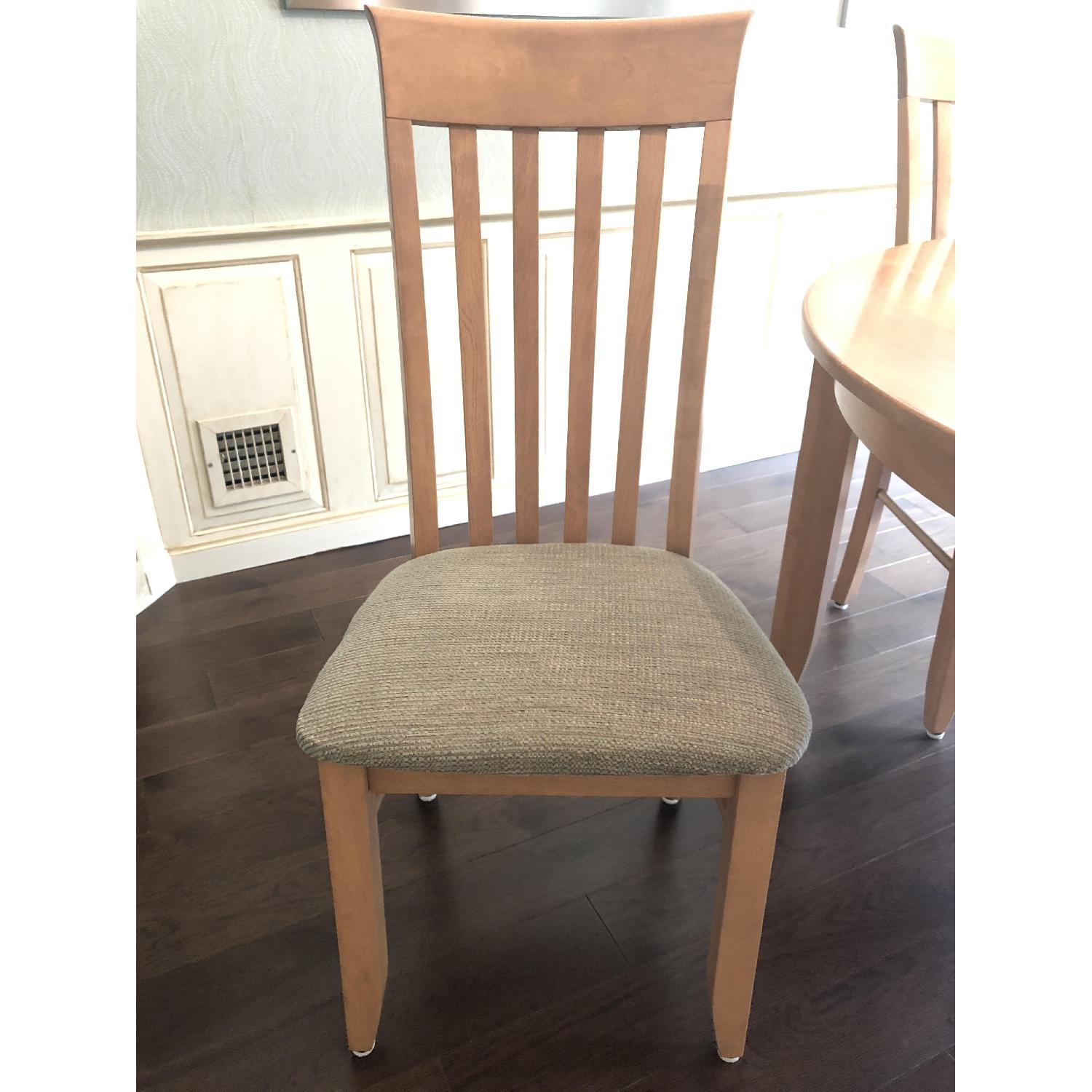 Canadel Round Expandable Maple Table w/ 4 Chairs - image-1