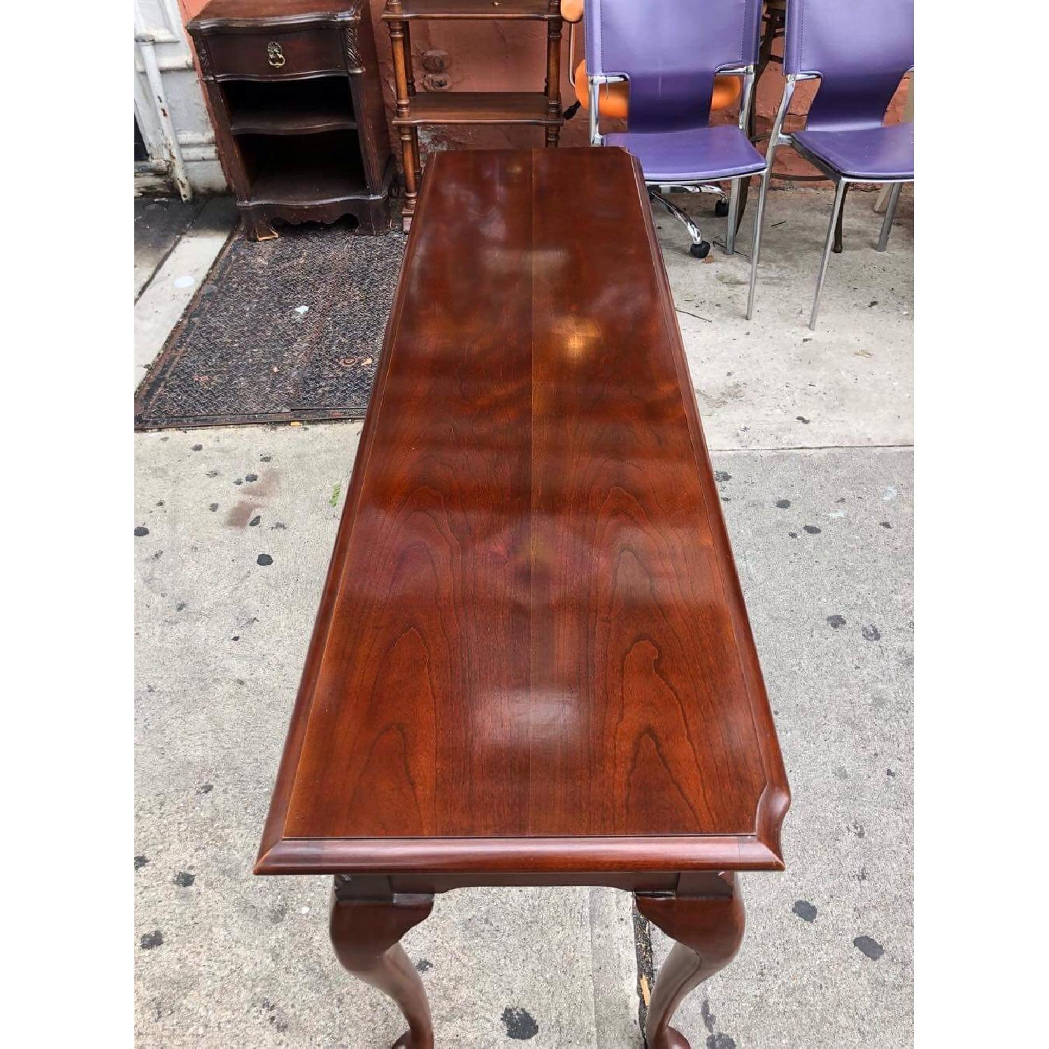 Thomasville Vintage Cherry Queen Anne 3 Drawer Console Table - image-5