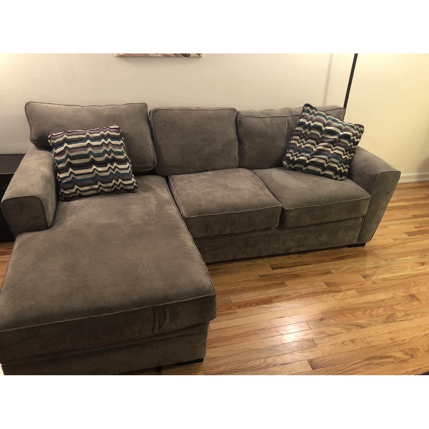Raymour & Flanigan Artemis 2 Piece Sectional w/ LAF Chaise AptDeco