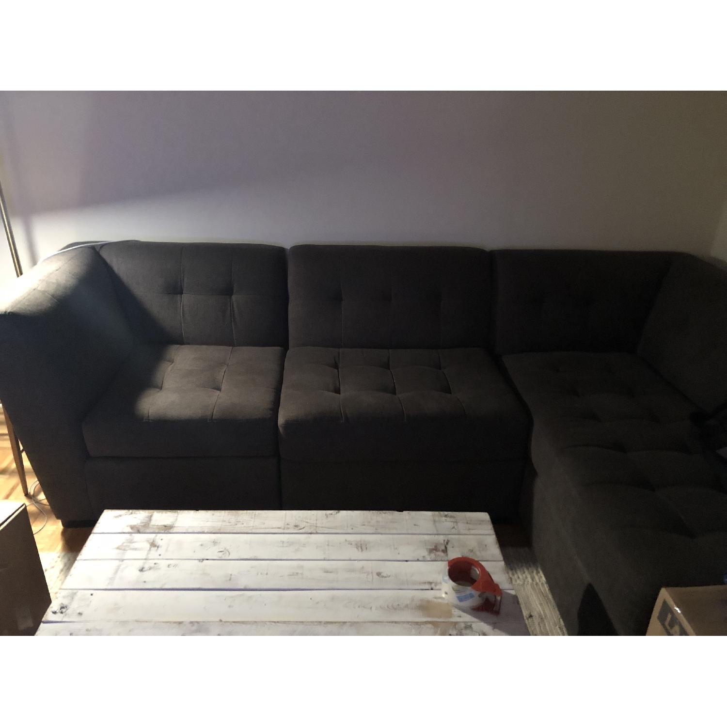 Macys Roxanne Gray 3-Piece Sectional Sofa w/ Chaise - AptDeco