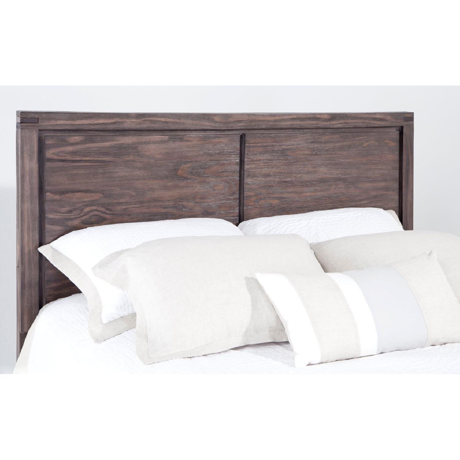 Bob's Austin Queen Size Bed AptDeco