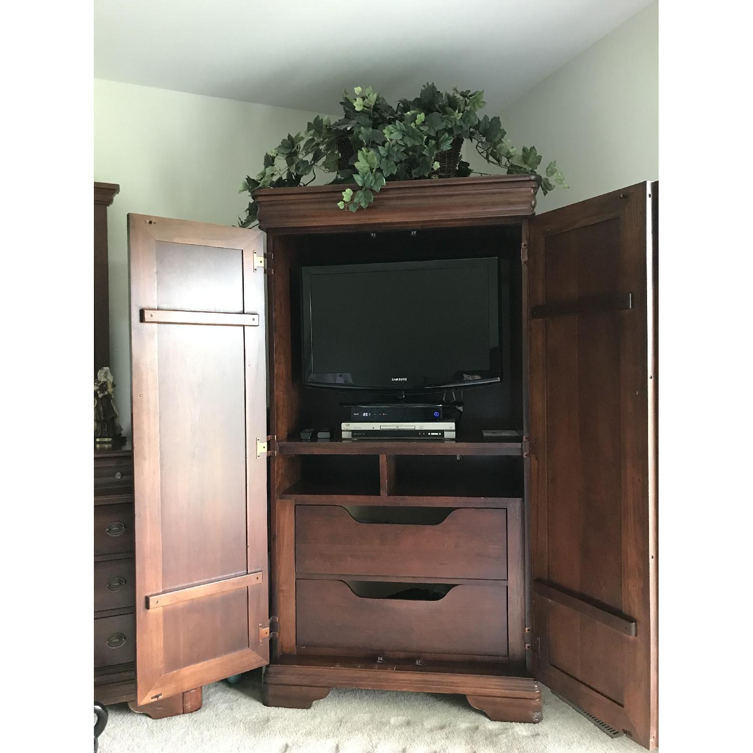 Vaughan Bassett Armoire - image-2