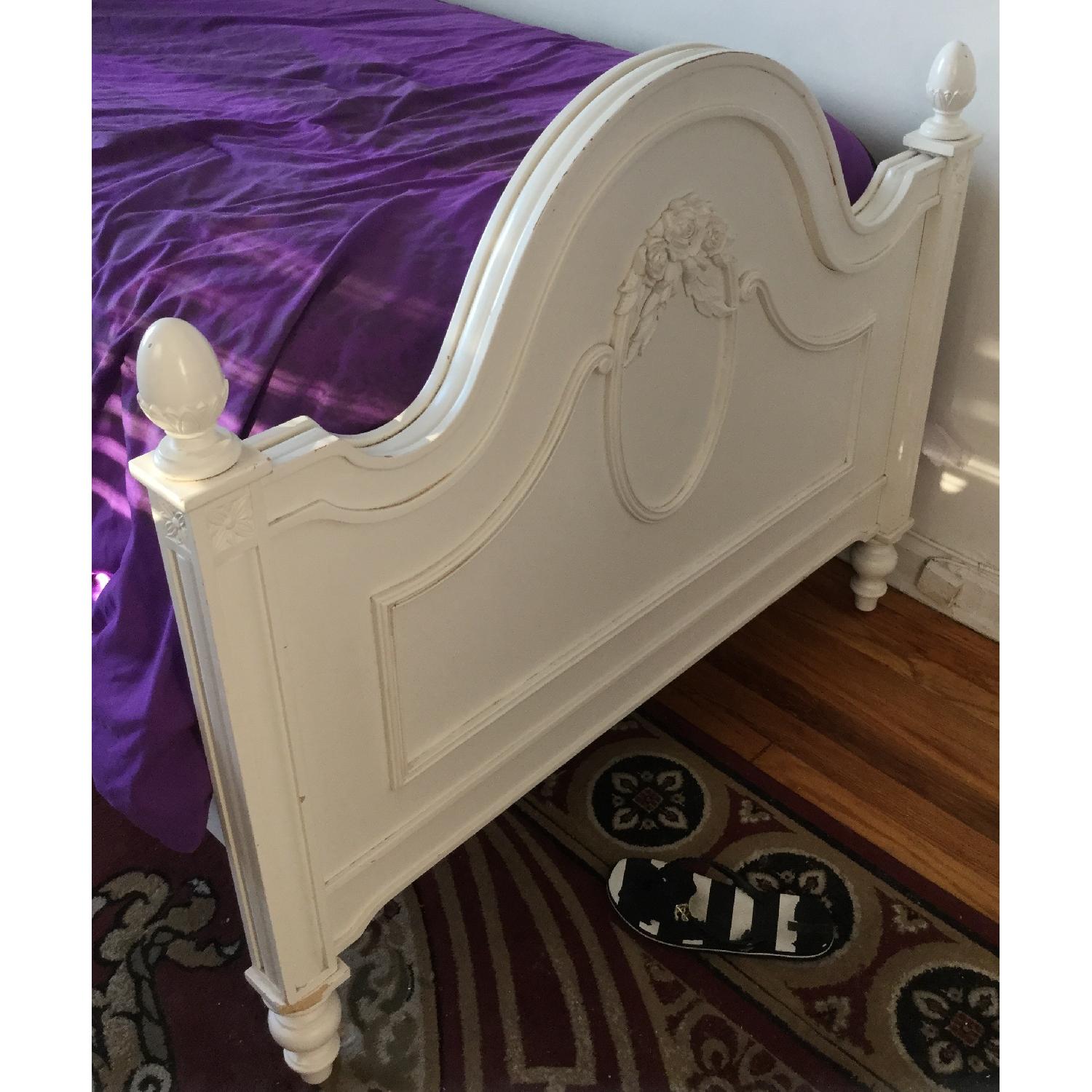 Stanley Furniture Isabella Cameo Twin Bed - image-2