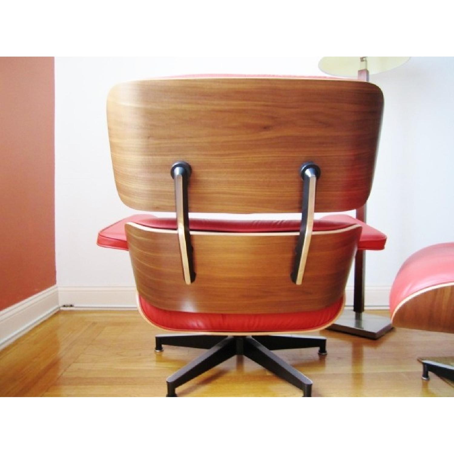 Herman Miller Eames Lounge Chair & Ottoman - image-8