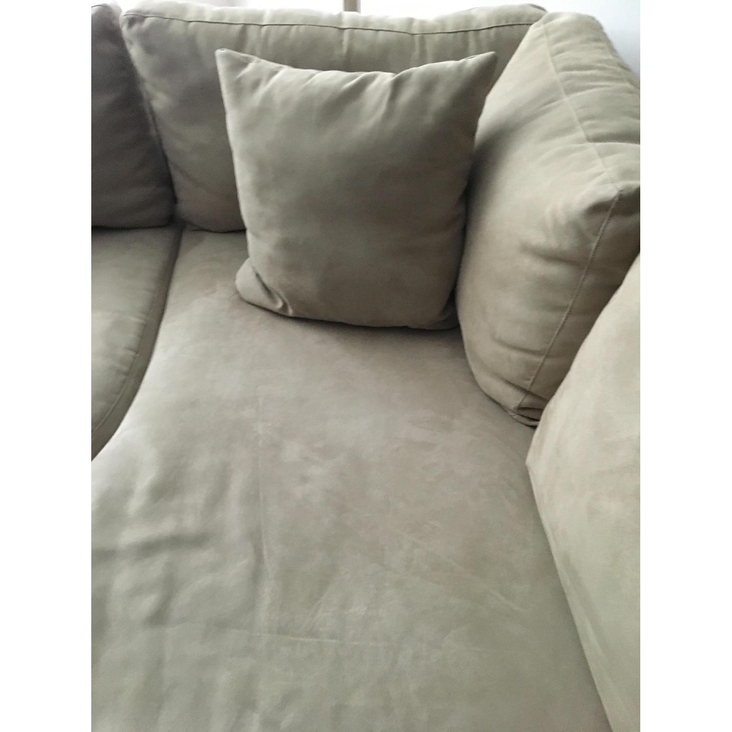 Bauhaus Charisma 2 Piece Sectional - image-4