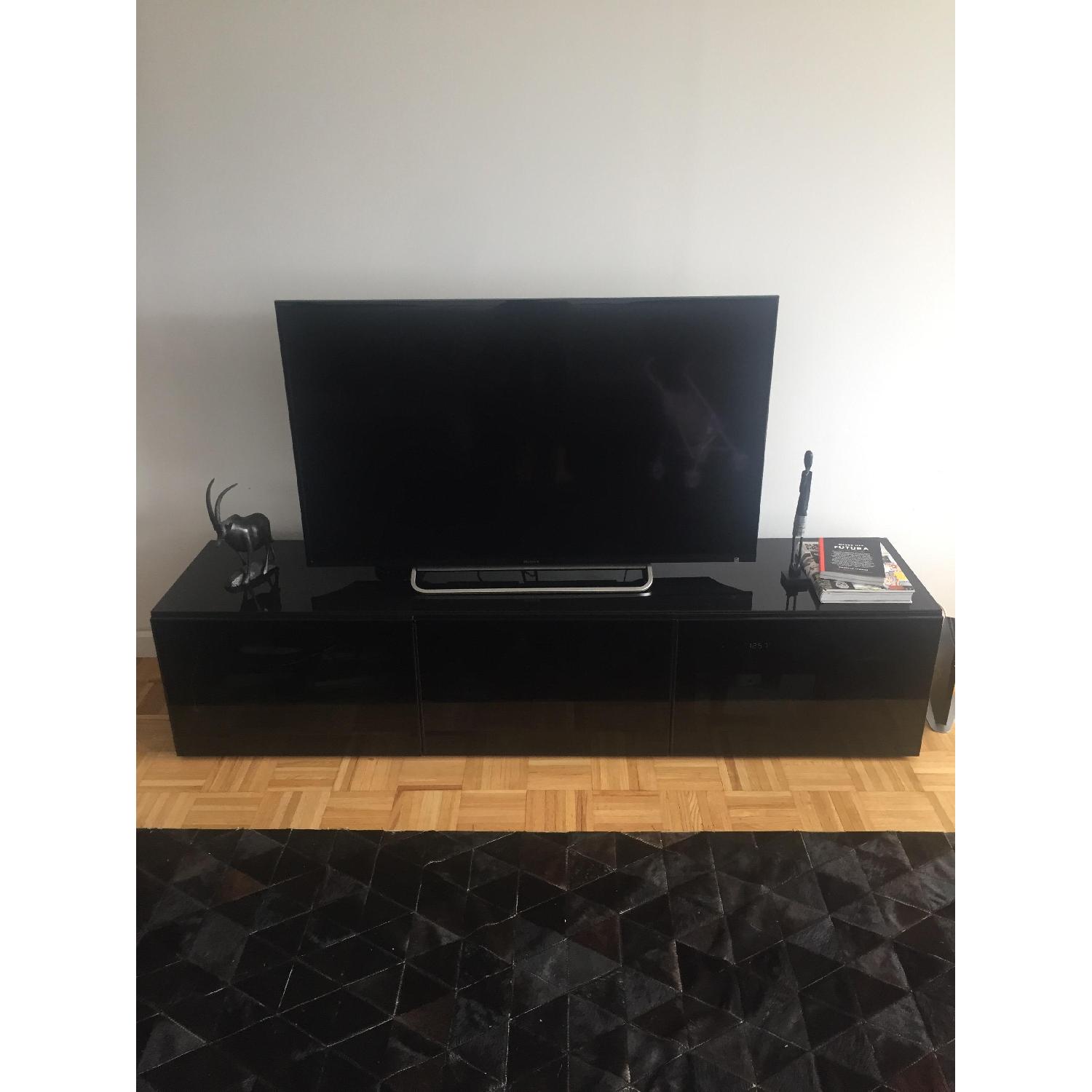 Ikea Besta TV Unit w/ Doors in High Gloss Black - image-4
