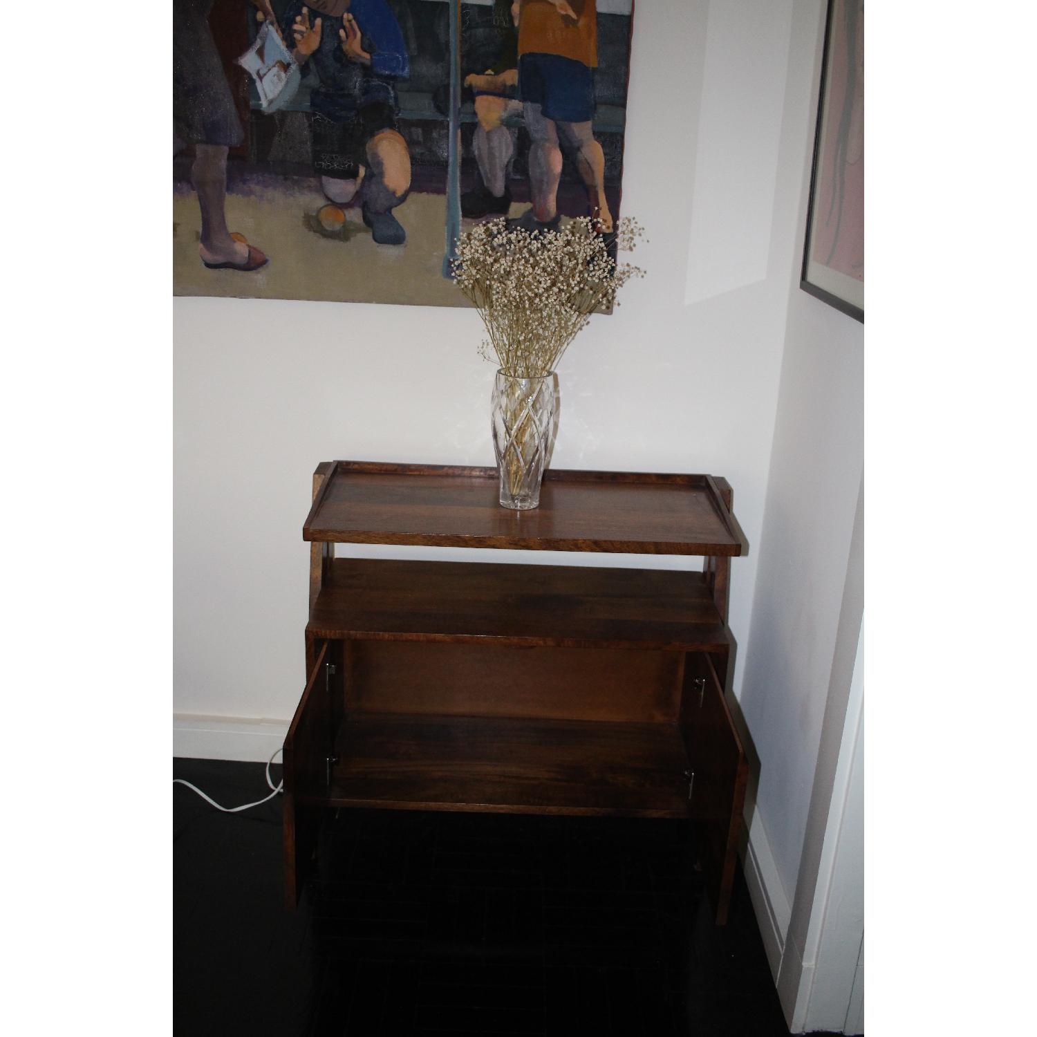 Urban Outfitters Boho Media AptDeco