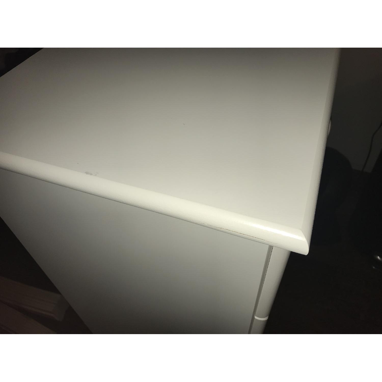 Lang Furniture Solid Wood 5-Drawer Dresser in White - image-10