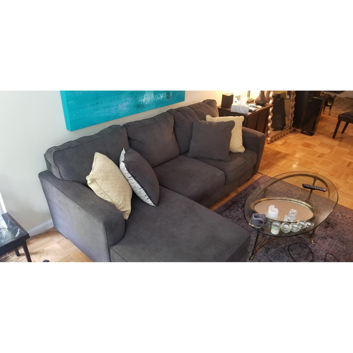 Ashley Hodan Reversible Chaise Sectional Sofa in Grey - image-3