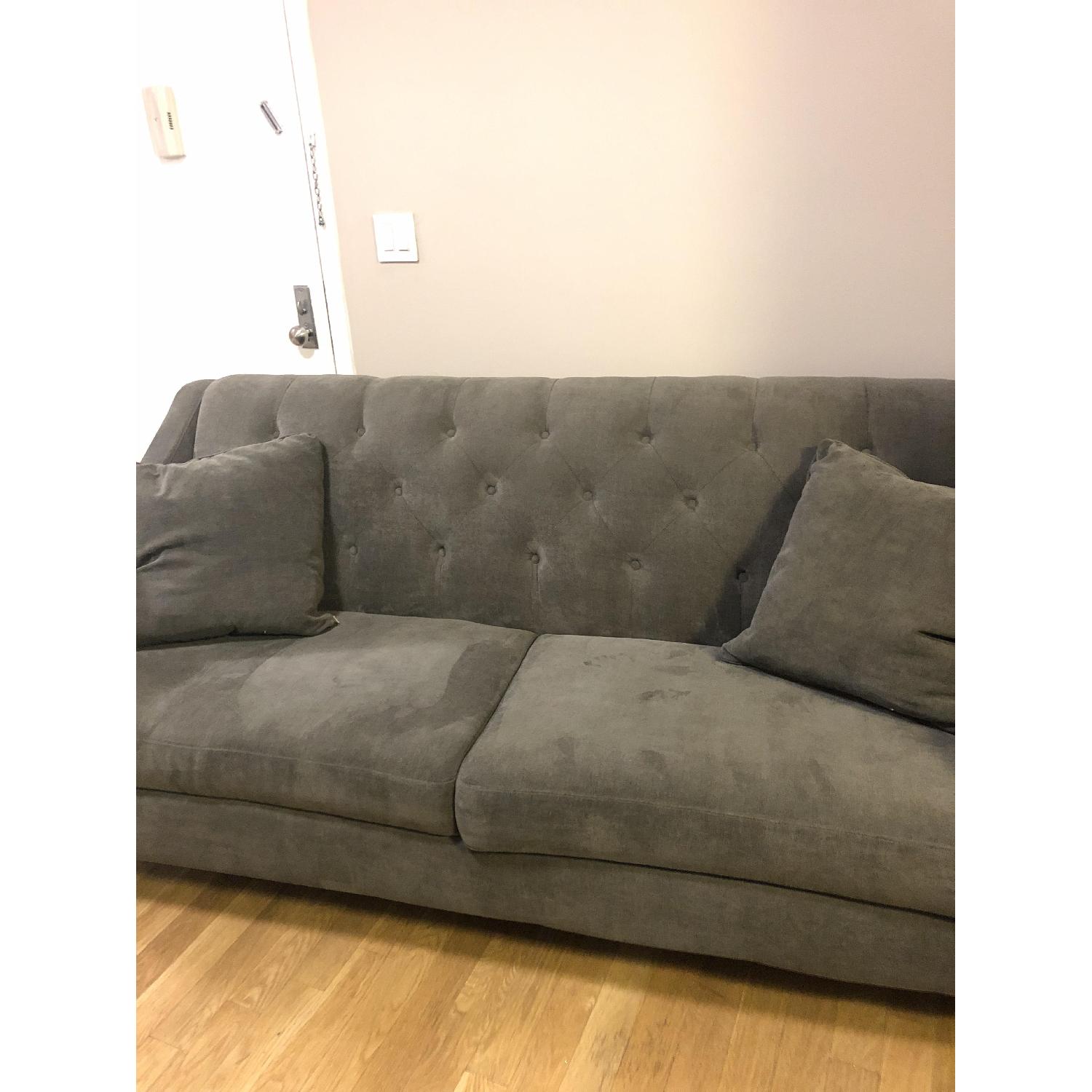 Raymour & Flanigan Beckham Grey Sofa AptDeco