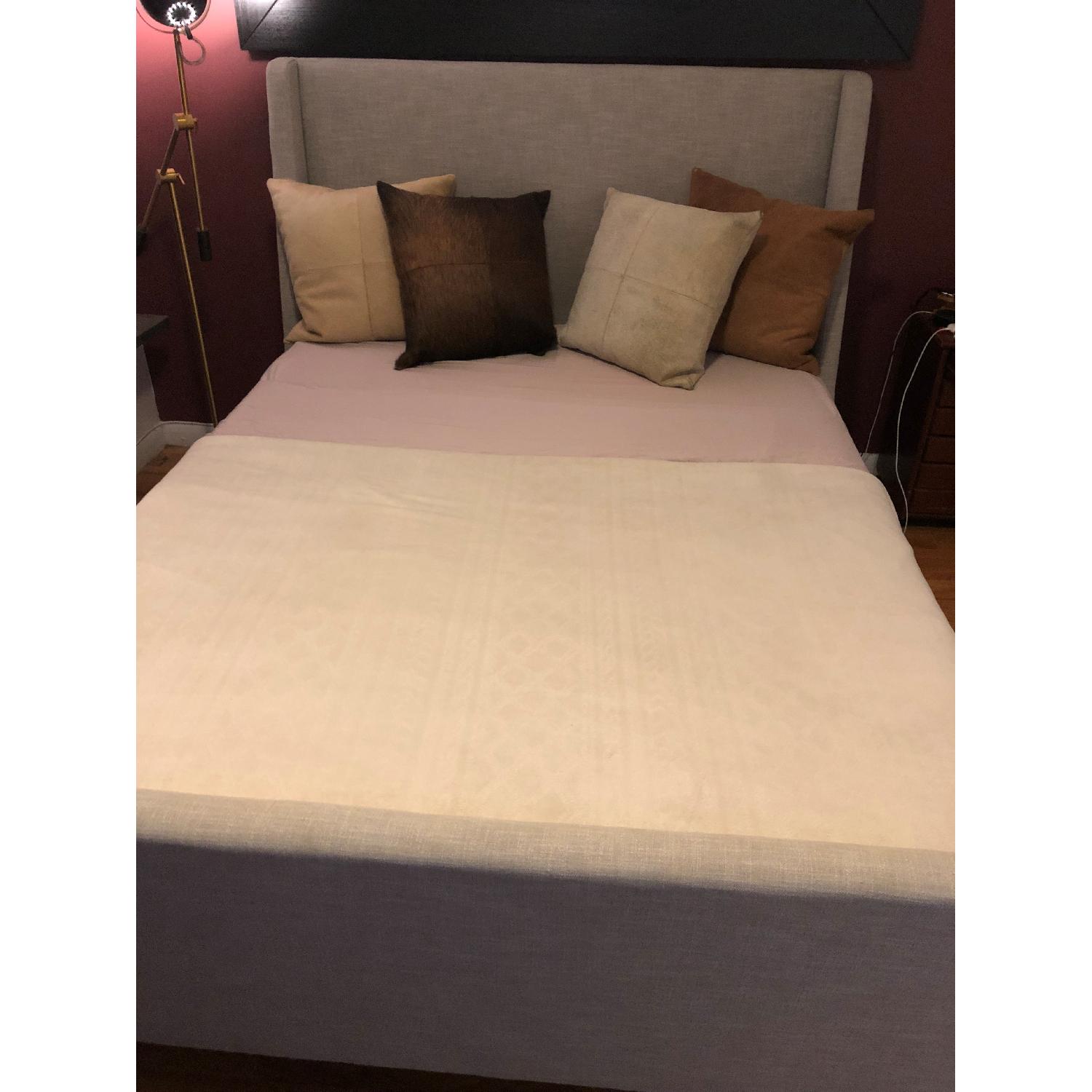 West Elm Linen Weave Platinum Upholstered Queen Sleigh Bed - image-4