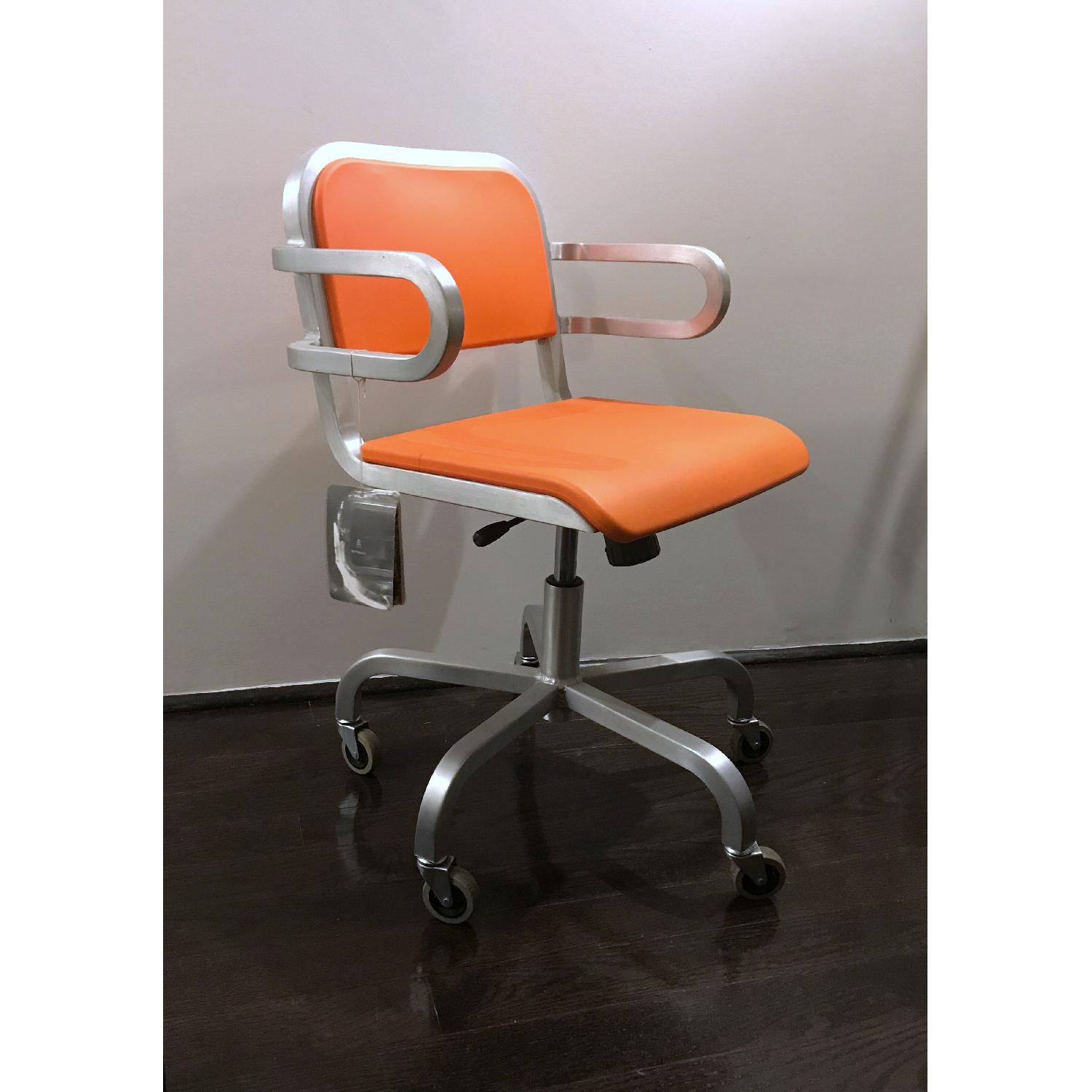 Emeco Ettore Sottsass Nine-0 Swivel Armchair - image-1