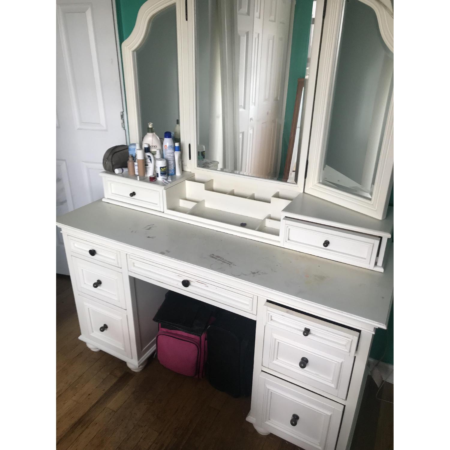 Pottery Barn Teen Chelsea Vanity - image-2