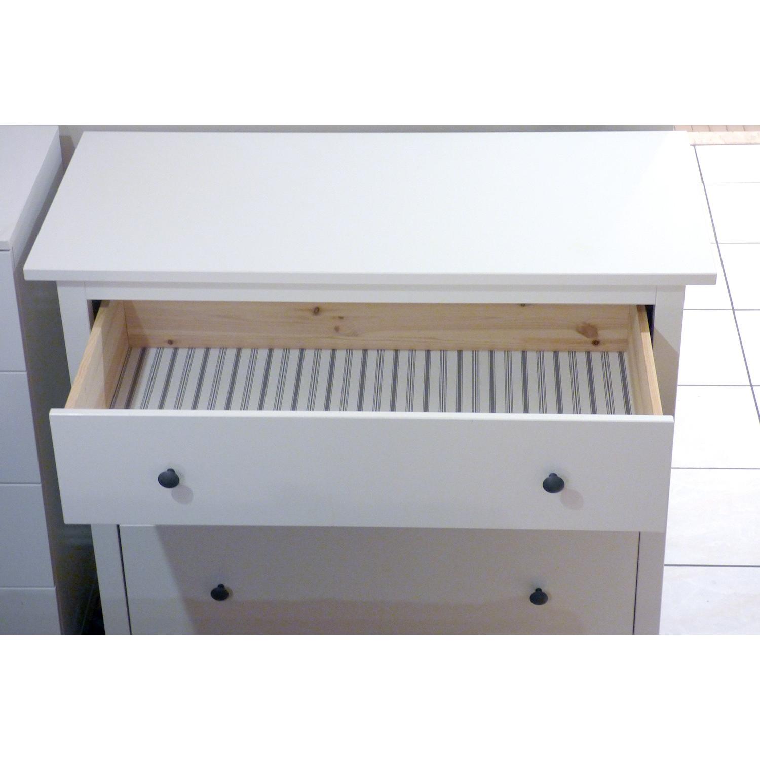 Ikea Hemnes 3-Drawer Chest - image-4