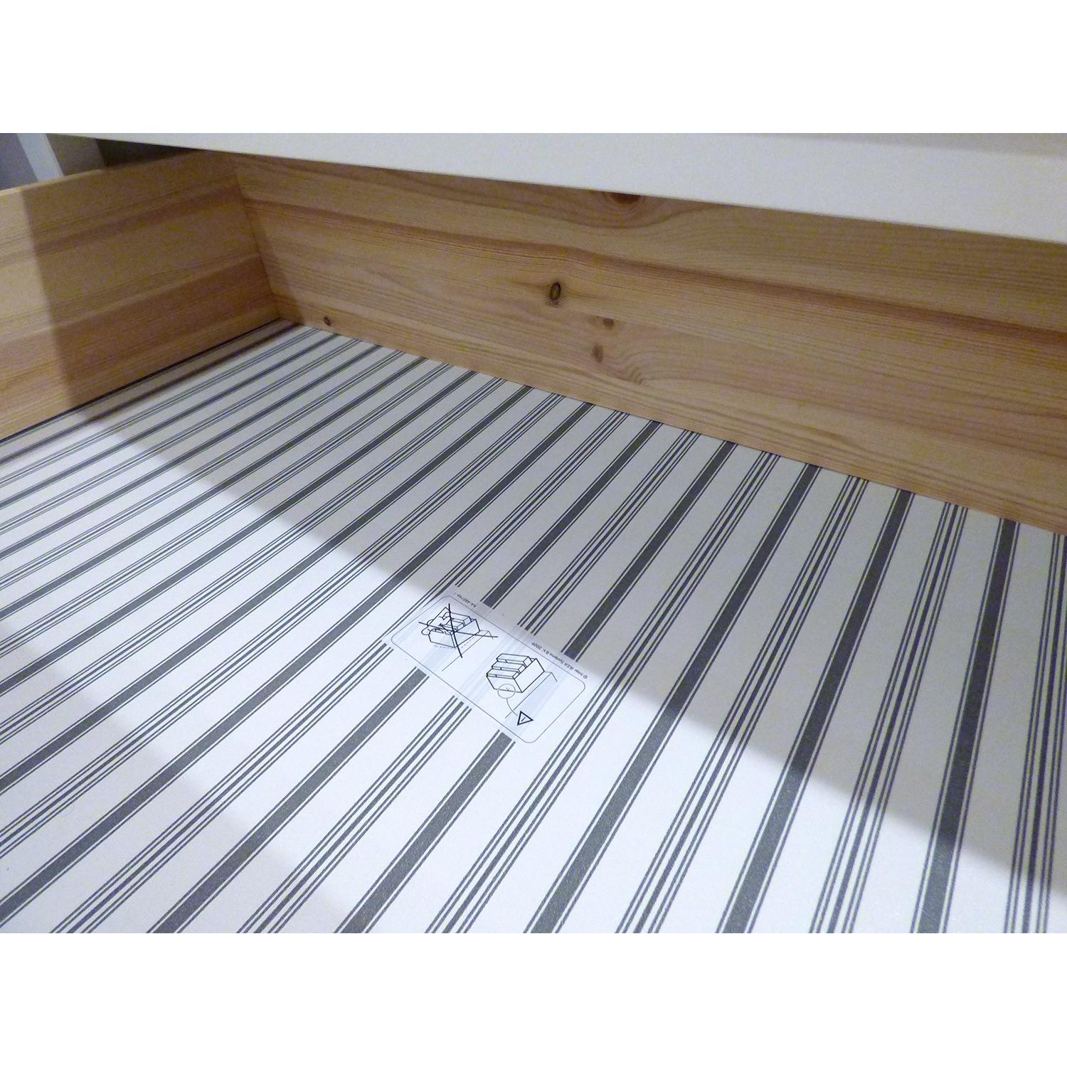 Ikea Hemnes 3-Drawer Chest - image-5