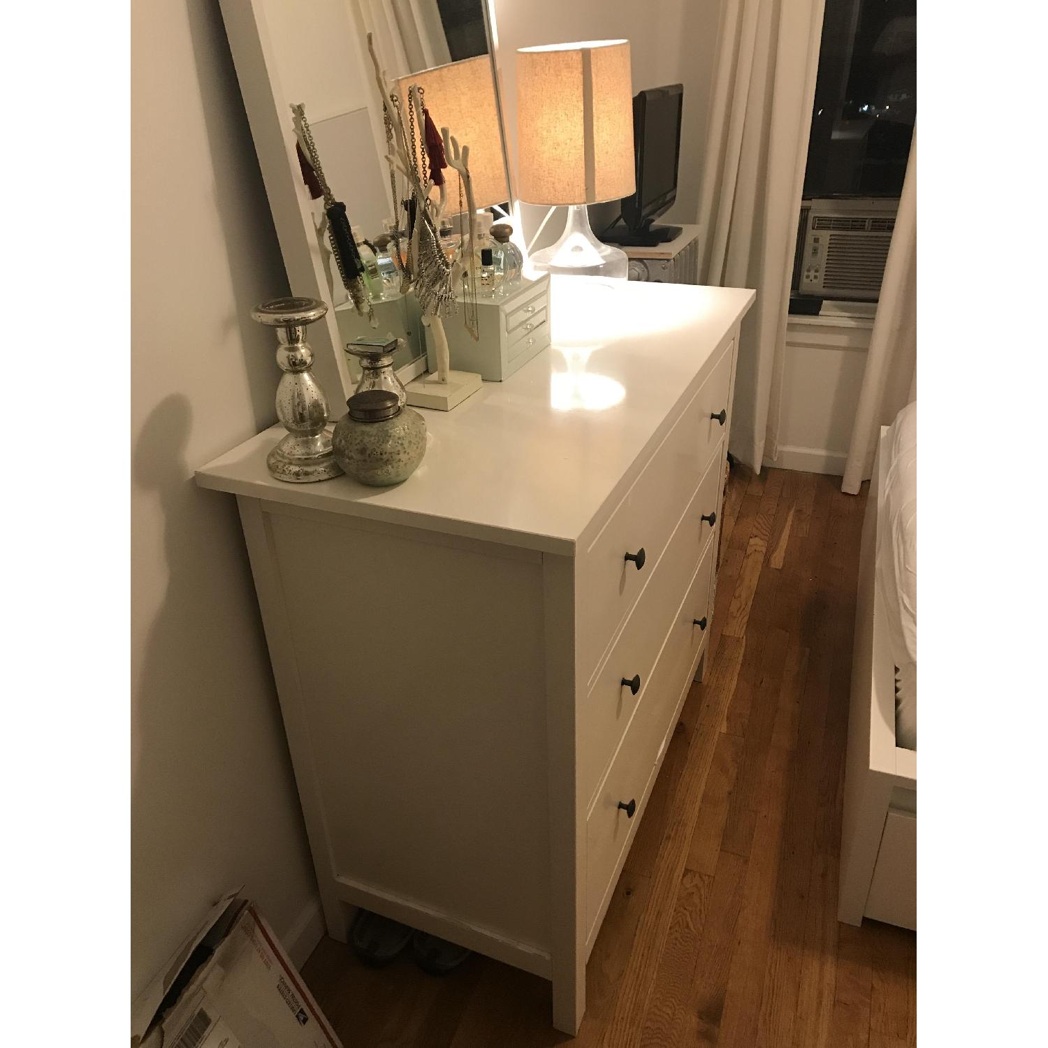 Ikea Hemnes 3 Drawer Chest in White - image-6