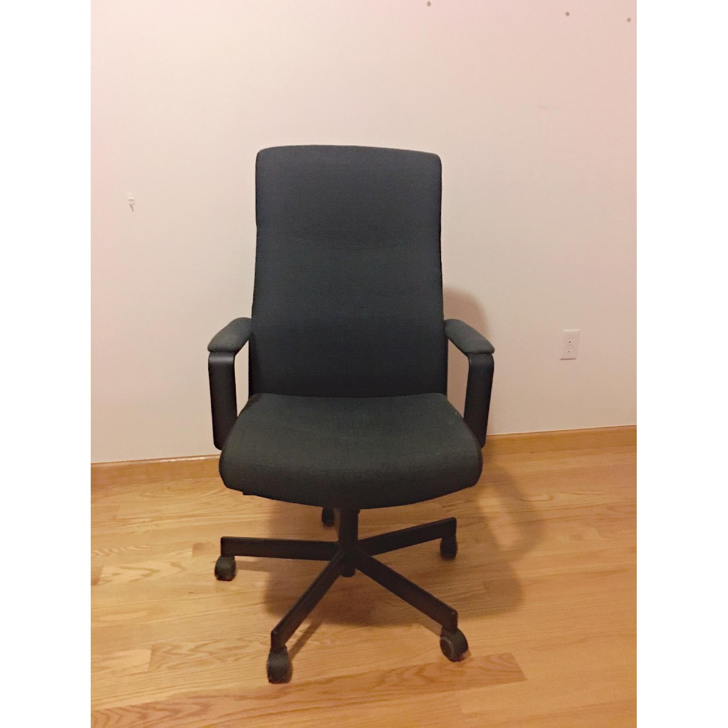 Ikea Hemnes Desk w/ Hutch & Malkolm Desk Chair - image-7