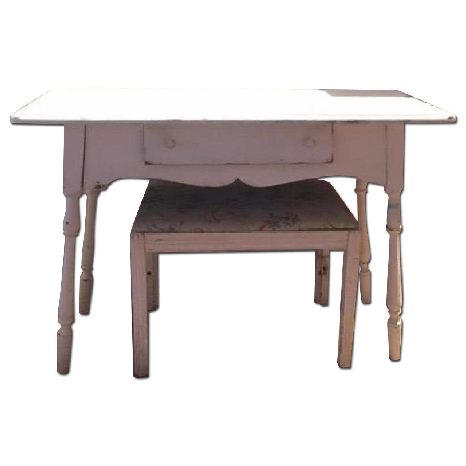 Distressed White CountryStyle Desk w/ Bench AptDeco