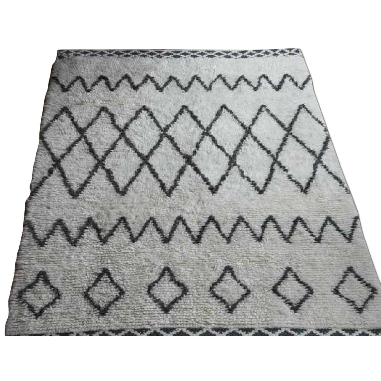 West Elm Kasbah Wool Ivory Rug w/ Subtle Pattern AptDeco