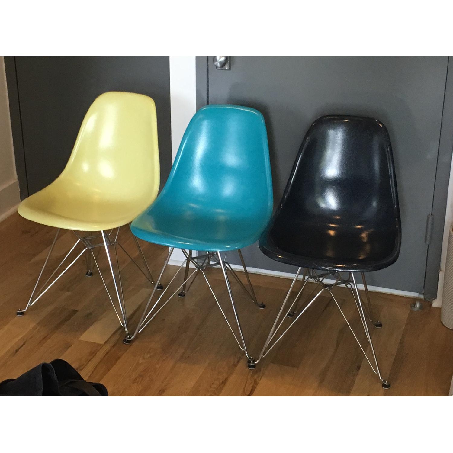 Modernica Case Study Side Shell Eiffel Chair - image-3
