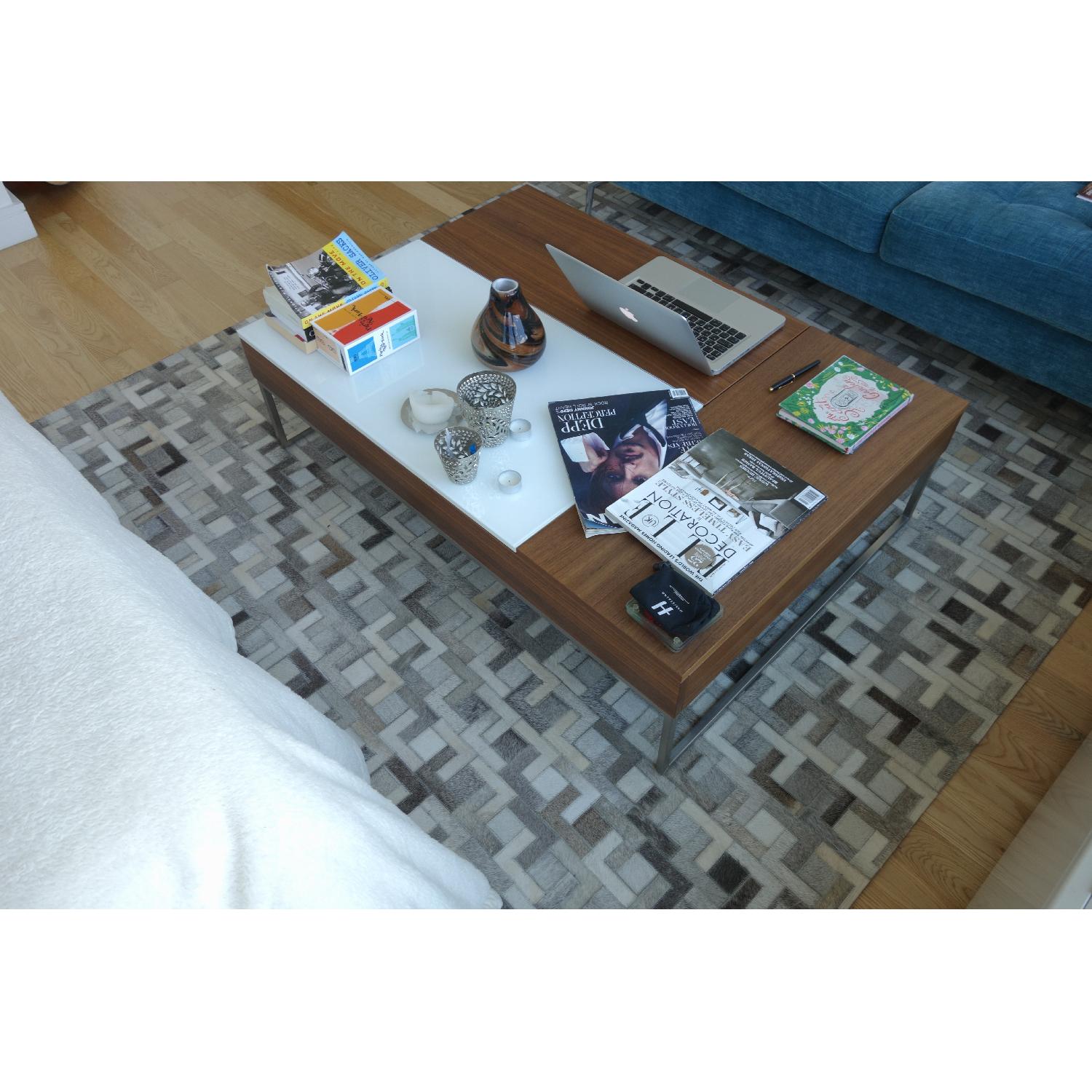 BoConcept Sakka Rug - AptDeco