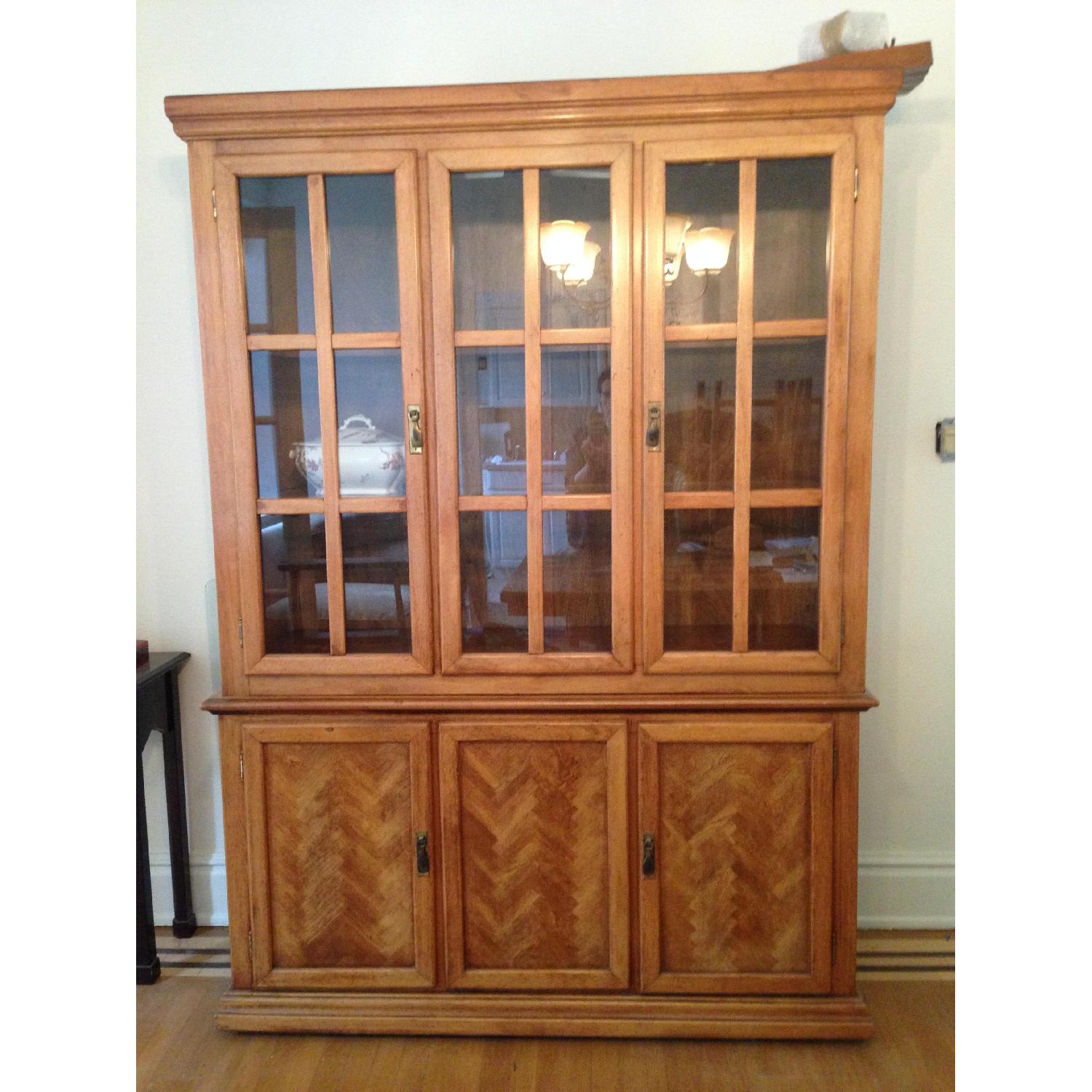 Wood China Display AptDeco